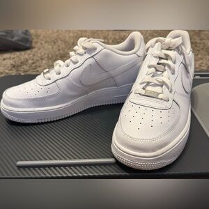 Boys’ 6.5Y Nike Air Force 1